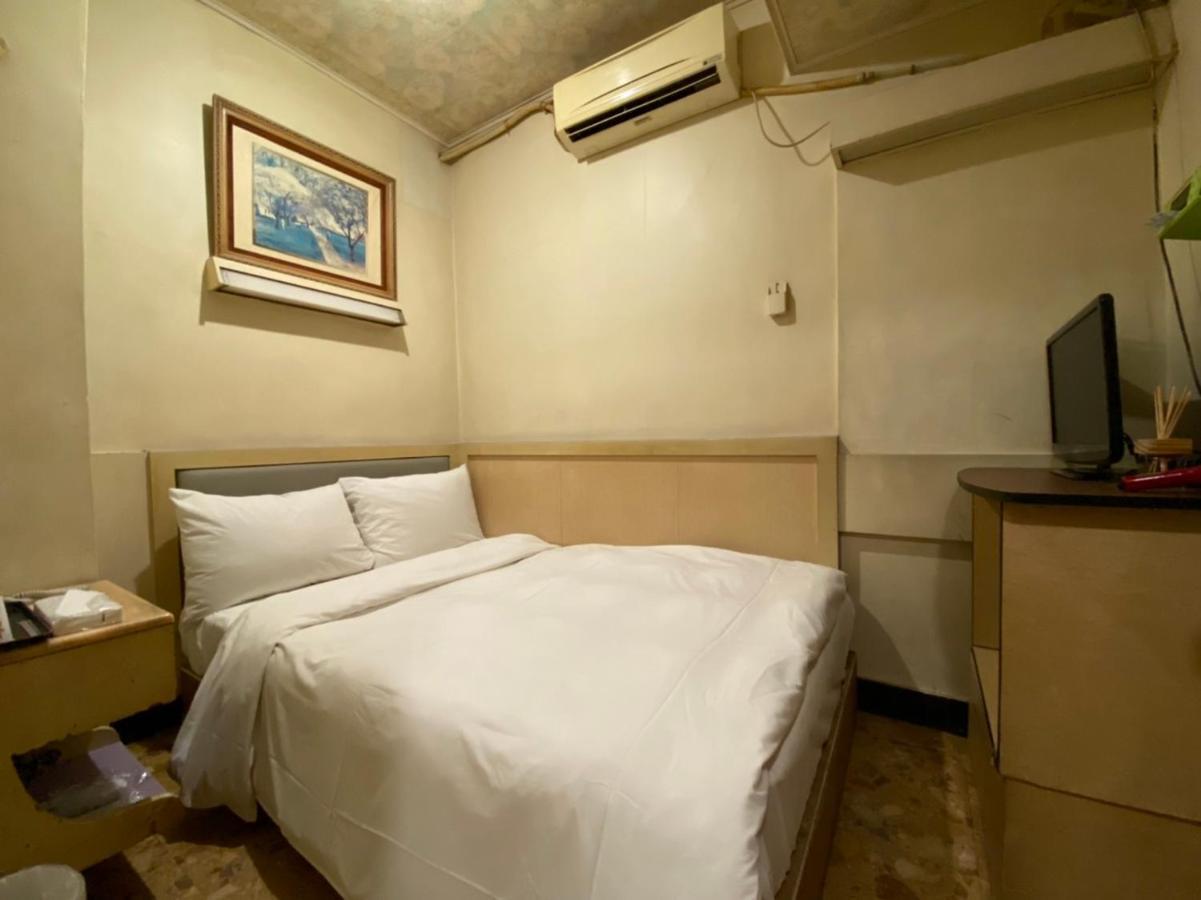 Huang Kai Hotel Taichung Extérieur photo