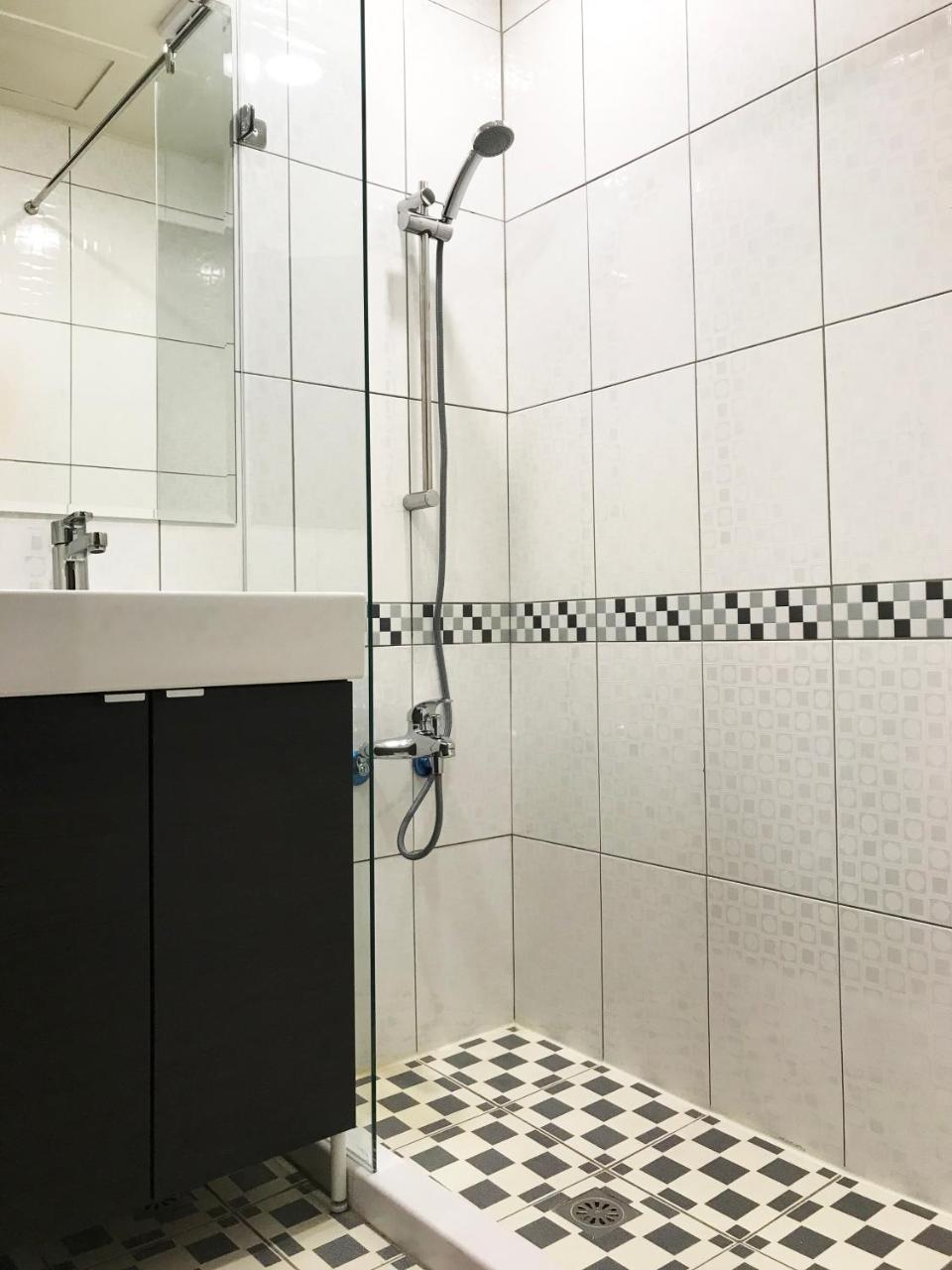 Huang Kai Hotel Taichung Extérieur photo